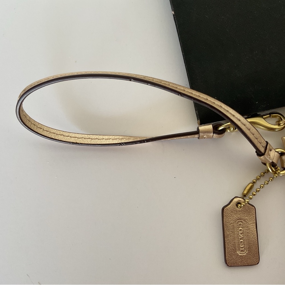 COACH GOLD GLITTER WRISTLET NWT - Picture 6 of 16